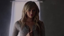 łysy napala się na dziką blondyneczkę