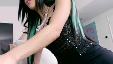 niegrzeczna uczennica dostaje nauczke