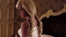 super słodka koleżanka obciąga dwa fiuty jednocześnie