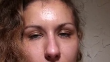 czarna pała wypełnia dziurkę murzynki