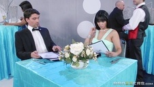 madison ivy pięknie liże jajka i kutaska