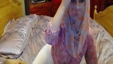 puszysta amatorka bierze do buzi