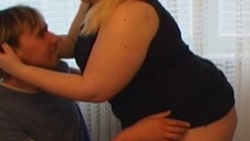 wypieścili nieśmiałą azjatkę