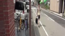 laska z małym biustem lubi seksik na łyżeczkę