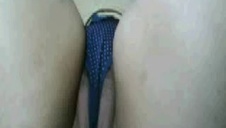 laska twerkuje i pokazuje różową cipę