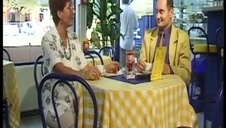 mama karze córeczkę