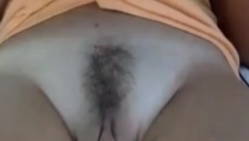 świetna niunia pieści się przed kamerką