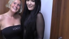 cztery paluszki w cipkę