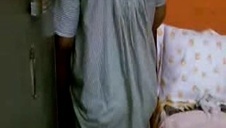 ich szparki są wypychane przez maszyny