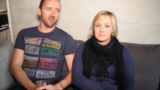 dojrzała lalunia z pałką w ustach