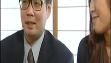 żółty wibrator nastki