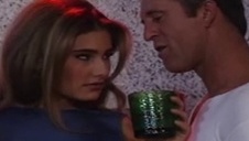 schlapał się na owłosiony trójkącik