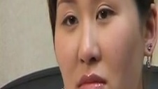 wielki biust młodej modelki