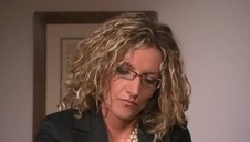 brunetka z cycami na wierzchu jest lizana po cipce