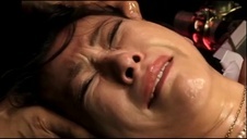 obie ujeżdżają pałkę