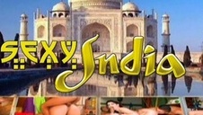 odważne dziewczyny spotkały się na basenie