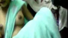 kusząca amatorka ujeżdża dildo