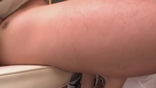 urocza praktykantka chce dobre rekomendacje