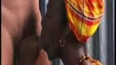 cycata dzida na łózku