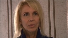 gorąca dziewica wypina swoją pupcię