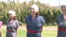 jej japońskie cycuszki są bardzo mięciutkie