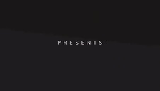 młoda sunia w warkoczach ma głębokie gardło