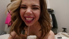 murzynka ciągnie wielkiego kutasa