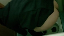 starszy pan posuwa młodą studentkę