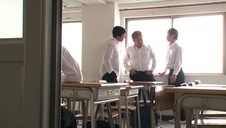 seks przed lustrem z czarnowłosą babką