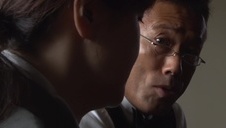 złotowłosa małolata seksownie pozuje