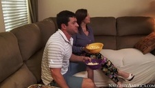 młoda kopsa starszemu taksówkarzowi