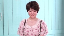 ładne azjatyckie cycuszki trzęsą się jak galaretka