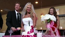 katie niemoże się doczekać jego kutasa