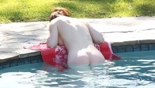 skosztował jej na kanapie