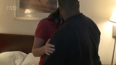 silikonowa i gorącą babka jest rżnięta w obie dziury