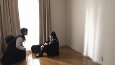 młody zapina azjatycką żonkę