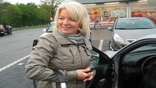 młoda czeszka z pięknym biustem