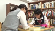 cycata blondi na parapecie