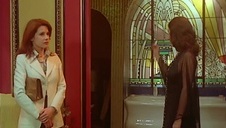 fajnie masuje jego członka