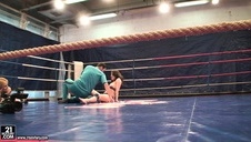 grupowy seks w łaźni