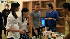 młode i roztańczone imprezowiczki