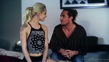 zboczona akcja na basenie