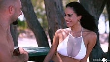 maszyna do orgazmu pieprząca dziurki zdzirowatej babci