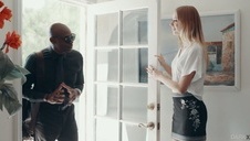 malutka latynoska i wielki żylasty członek w jej cipce