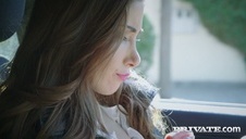 słodka latynoska amatorka robi loda