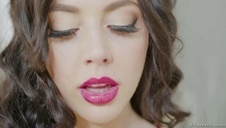 seks z latynoską na kocyku