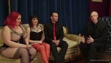 czarne dildo w buzi i czekoladowy fiut cipie