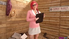 cycata mamuśka zaraz pokaże na co ją stać