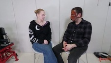 mała orgia z obciąganiem w roli głównej