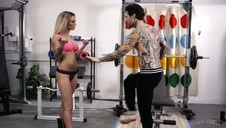 asia carrera błaga o sex